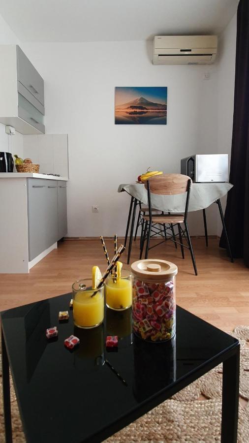 Apartmani Masline ヤセニクセ エクステリア 写真