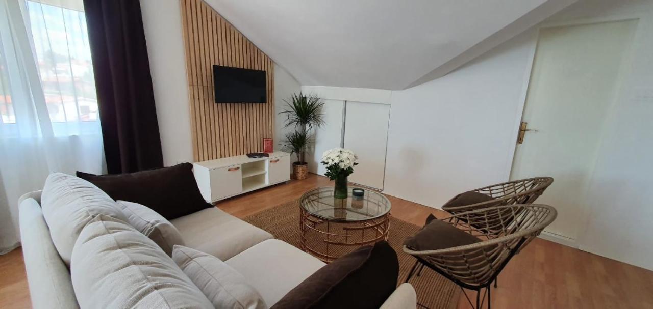 Apartmani Masline ヤセニクセ エクステリア 写真
